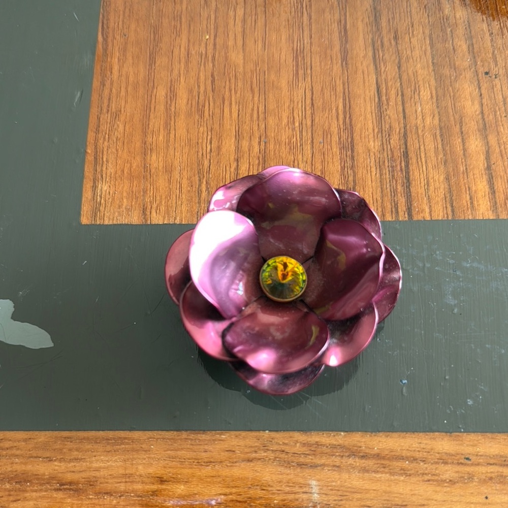 Chic Metallic Purple Flower Brooch